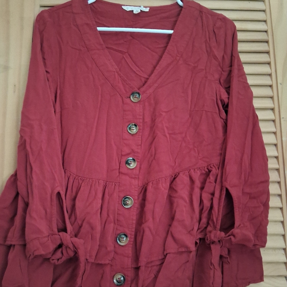 Chic Button-Front Ruffle Blouse - Red - image 2